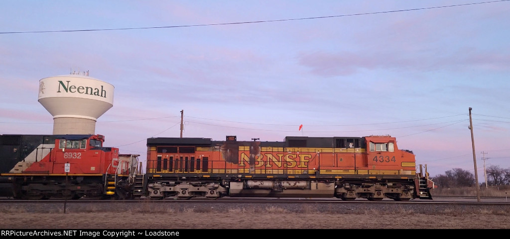 BNSF 4334